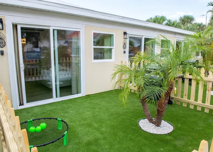 Getaway • Private Yard + Grill • Workspace Apartment