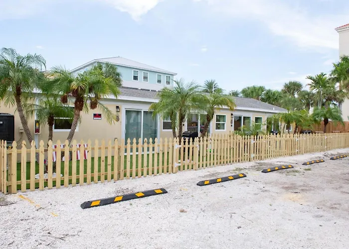 Getaway • Private Yard + Grill • Workspace *